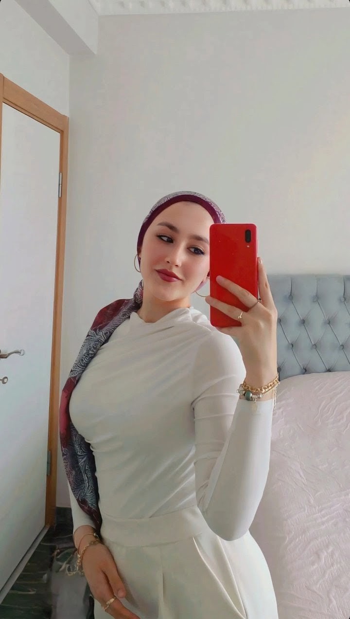 Kırçiçeği Çekici Partner Escort Gülay