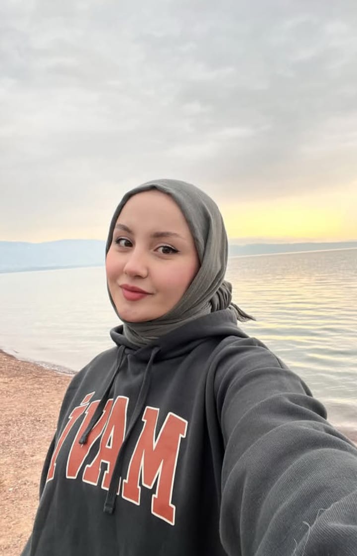 Hadımlı Kendi Evinde Hizmet Veren Bayan Escort Mina